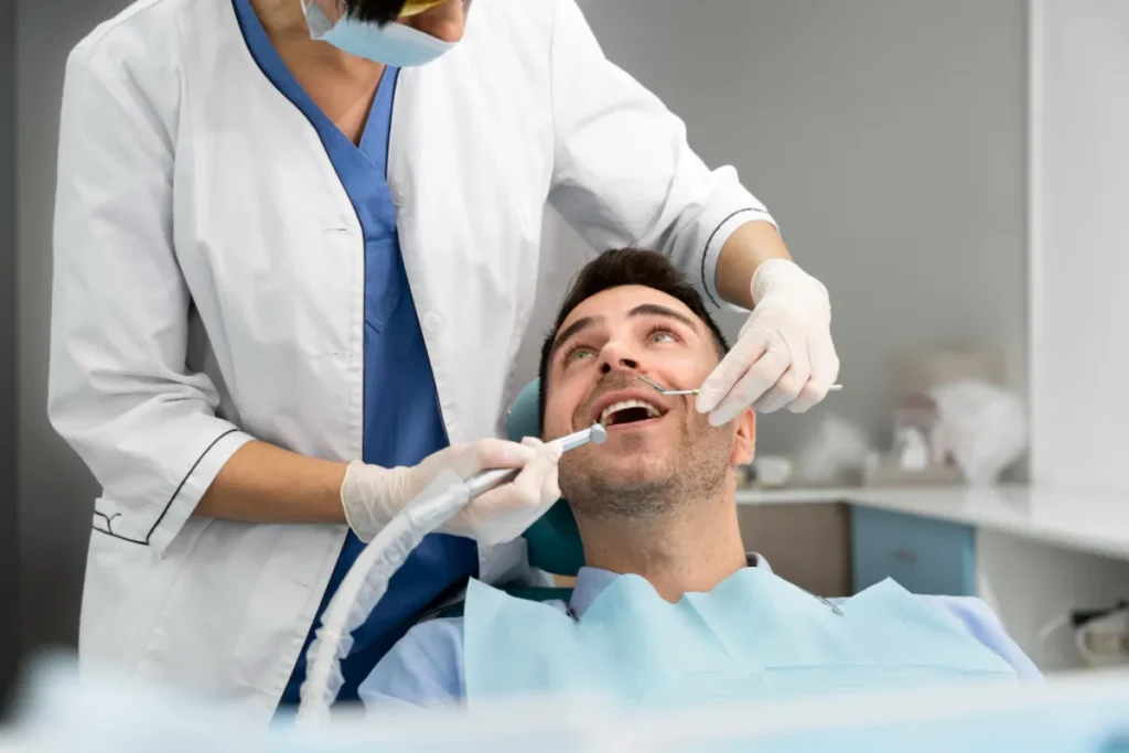 Top 8 Signs You’ve Found the Right Dentist at Dental Clinic in Sector 90, Gurgaon