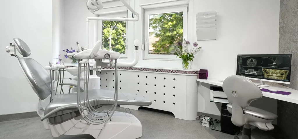 What Makes Tandon Dental Studio a Go-To Dental Clinic in Sector 91, Gurgaon